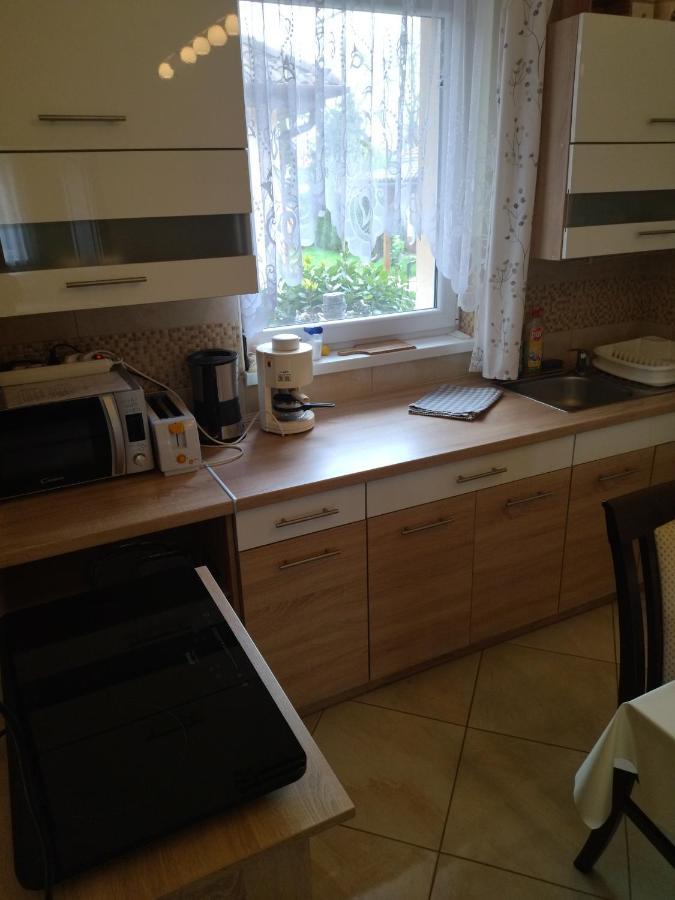 Kurucz Vendeghaz Hajduszoboszlo Apartment Exterior photo